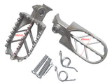 Mo-FootPegs-47-4_RYW33L3LJ82T.jpg