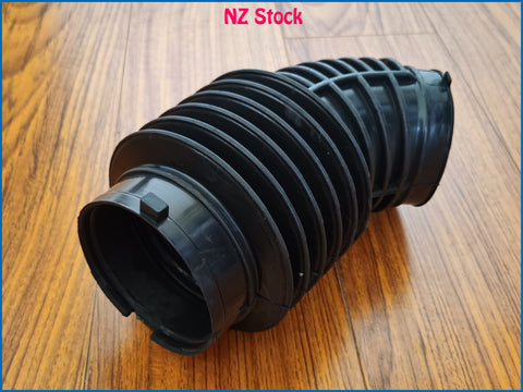 Air Intake Hose for Holden Calais Commodore VT VX VY VU WH HSV 92053552